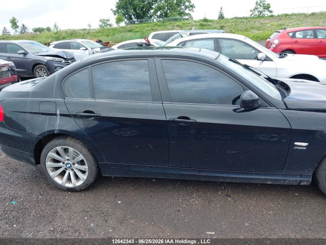 2011 Bmw 328i Xdrive მანქანა იყიდება აუქციონზე, vin: WBAPK7C55BA816981, აუქციონის ნომერი: 12642343