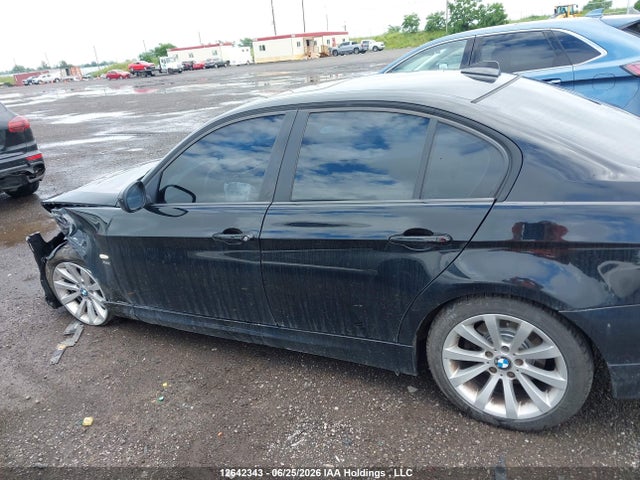 2011 Bmw 328i Xdrive მანქანა იყიდება აუქციონზე, vin: WBAPK7C55BA816981, აუქციონის ნომერი: 12642343