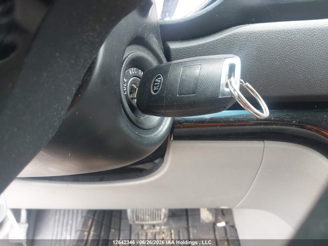 KIA Sedona L 2017 KNDMA5C17H6300577 Image 11