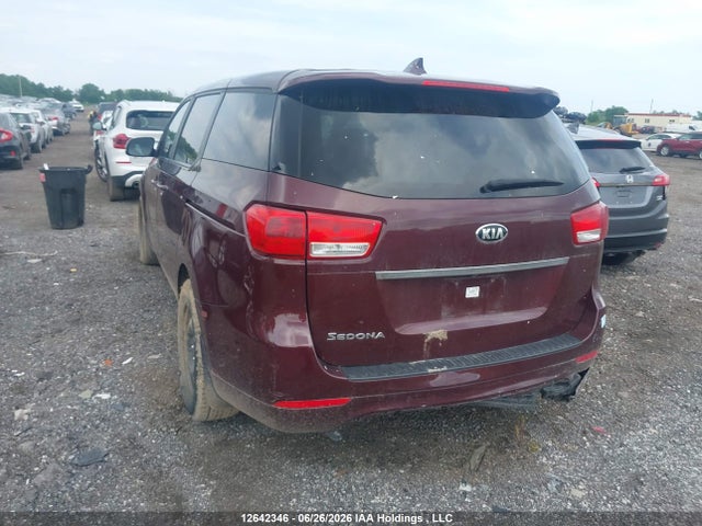 KIA Sedona L 2017 KNDMA5C17H6300577 Image 3