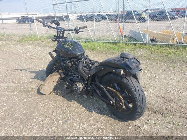 Harley-Davidson Fxbb Street Bob 2018 5HD1YJJA6JC019556 Image 3