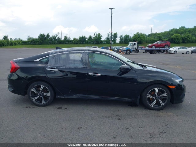 Aukcja sprzedaży 2017 Honda Civic Touring, vin: 2HGFC1F92HH106455, numer aukcji: 12642399