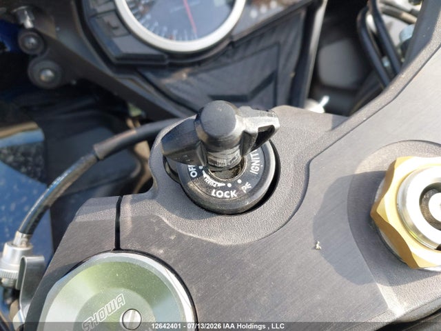12642401 :رقم المزاد ، JS1GN7FA8N7100431 vin ، 2022 Suzuki Gsx-r600 مزاد بيع