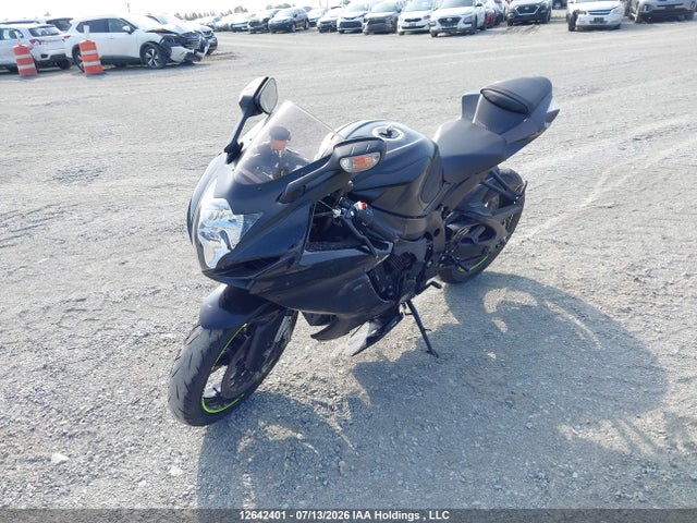 12642401 :رقم المزاد ، JS1GN7FA8N7100431 vin ، 2022 Suzuki Gsx-r600 مزاد بيع