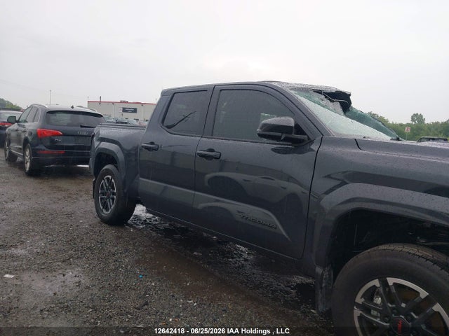 12642418 :رقم المزاد ، 3TYLB5JN5TT114600 vin ، 2026 Toyota Tacoma Double Cab/sr5/trd Sport/trd Off Road/ltd مزاد بيع