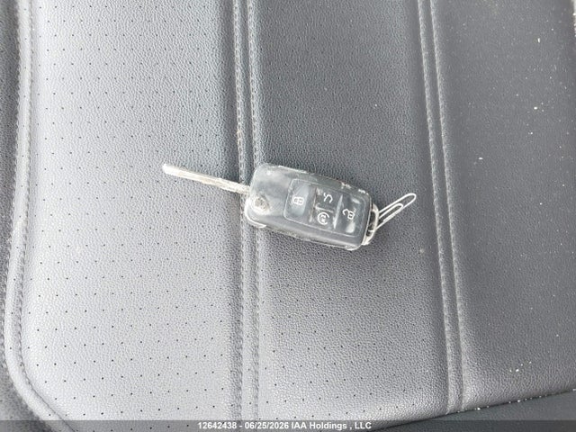 1VWBA7A31NC007470 Volkswagen Passat 2.0t Limited Edition