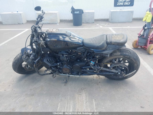 12642460 :رقم المزاد ، 5HD1ZC432NB322674 vin ، 2022 Harley-davidson Rh1250 S مزاد بيع