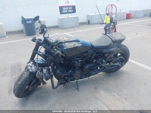 12642460 :رقم المزاد ، 5HD1ZC432NB322674 vin ، 2022 Harley-davidson Rh1250 S مزاد بيع