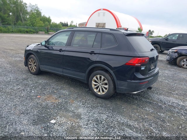 12642475 :رقم المزاد ، 3VV0B7AX9JM095270 vin ، 2018 Volkswagen Tiguan S مزاد بيع
