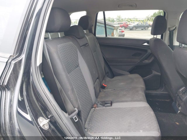 12642475 :رقم المزاد ، 3VV0B7AX9JM095270 vin ، 2018 Volkswagen Tiguan S مزاد بيع