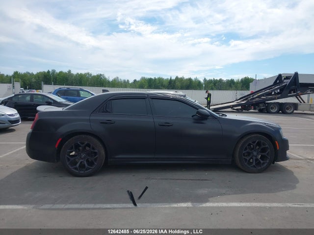Chrysler 300 S 2019 2C3CCABG0KH731079 Image 13