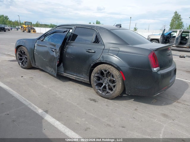 Chrysler 300 S 2019 2C3CCABG0KH731079 Image 3