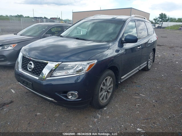 12642500 :رقم المزاد ، 5N1AR2MM9FC630119 vin ، 2015 Nissan Pathfinder S/sv/sl/platinum مزاد بيع