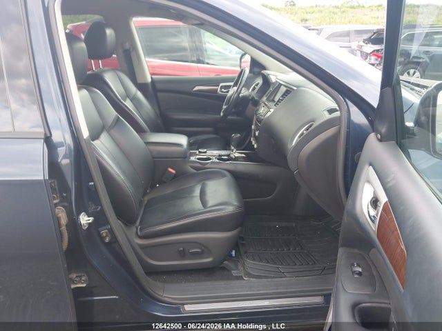 12642500 :رقم المزاد ، 5N1AR2MM9FC630119 vin ، 2015 Nissan Pathfinder S/sv/sl/platinum مزاد بيع