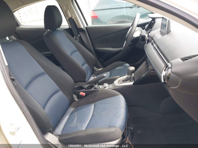 2016 Toyota Yaris Premium მანქანა იყიდება აუქციონზე, vin: 3MYDLBYV9GY100328, აუქციონის ნომერი: 12642501