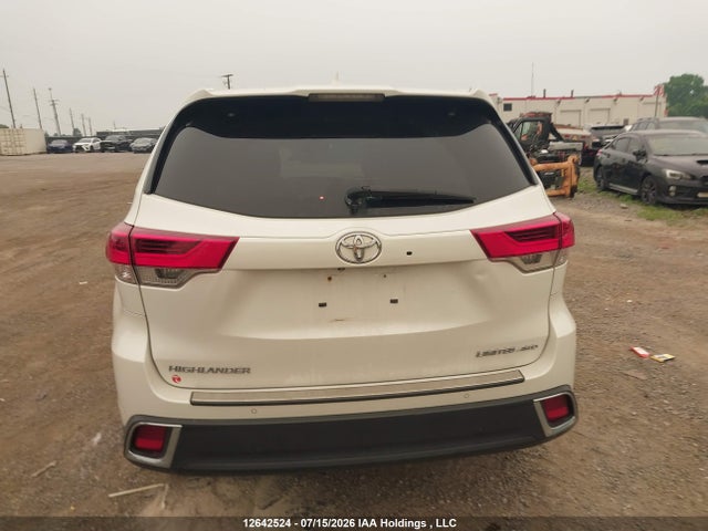 Toyota Highlander 2017 5TDDZRFH2HS364860 Image 16