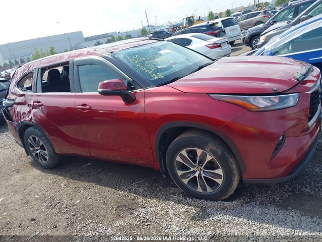 Toyota Highlander Xle 2020 5TDGZRBH1LS521497 Image 13