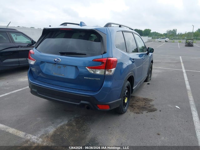 Subaru Forester Premium 2019 JF2SKEGC4KH588734 Image 4