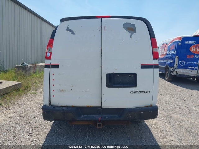 12642532 :رقم المزاد ، 1GCHG392861189505 vin ، 2006 Chevrolet Express G3500 مزاد بيع