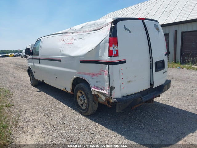 12642532 :رقم المزاد ، 1GCHG392861189505 vin ، 2006 Chevrolet Express G3500 مزاد بيع