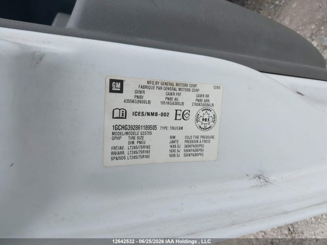 12642532 :رقم المزاد ، 1GCHG392861189505 vin ، 2006 Chevrolet Express G3500 مزاد بيع