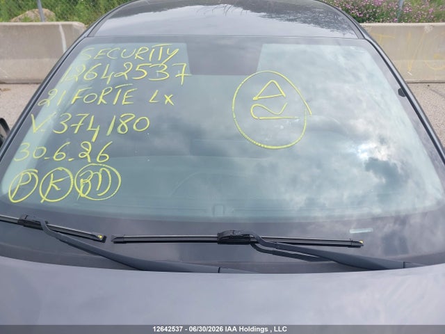 Продаж на аукціоні авто 2021 Kia Forte Lx, vin: 3KPF24AD7ME374180, номер лоту: 12642537