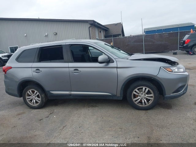 Mitsubishi Outlander 2019 JA4AZ2A31KZ605149 Image 13