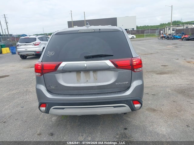Mitsubishi Outlander 2019 JA4AZ2A31KZ605149 Image 16