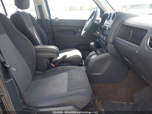 1C4NJRAB5FD268602 Jeep Patriot Sport/north