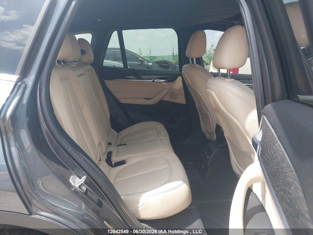 WBXHT3C35GP881641 BMW X1 Xdrive28i