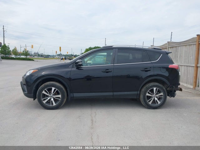 2018 Toyota Rav4 Le მანქანა იყიდება აუქციონზე, vin: 2T3ZFREV2JW437008, აუქციონის ნომერი: 12642554