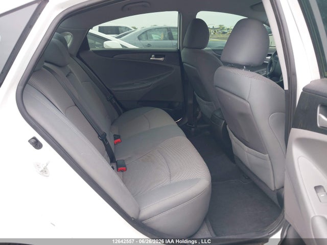 Продаж на аукціоні авто 2014 Hyundai Sonata Gl, vin: 5NPEB4AC4EH870313, номер лоту: 12642557