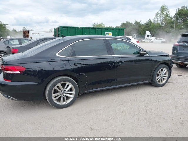Volkswagen Passat Highline 2021 1VWBA7A31MC014997 Image 14
