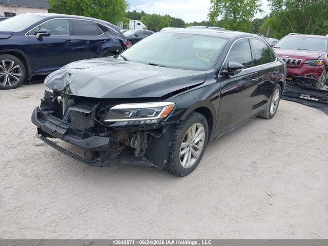 Volkswagen Passat Highline 2021 1VWBA7A31MC014997 Image 2