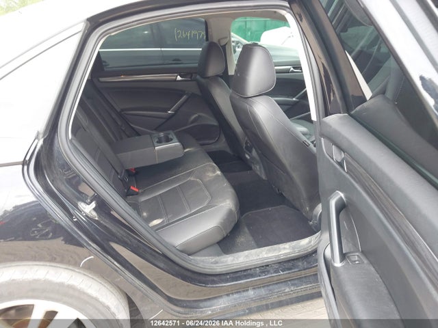 Volkswagen Passat Highline 2021 1VWBA7A31MC014997 Image 8
