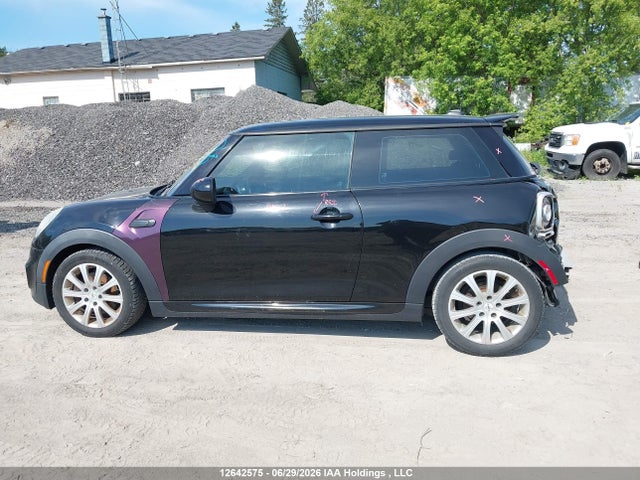Mini 3 Door Cooper S 2015 WMWXP7C5XF2A36060 Image 15