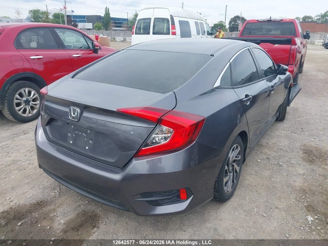Aukcja sprzedaży 2018 Honda Civic Ex, vin: 2HGFC2F80JH011833, numer aukcji: 12642577