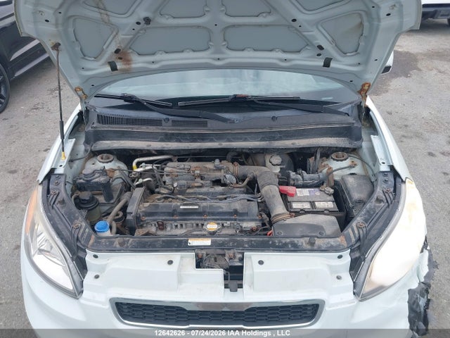 12642626 :رقم المزاد ، KNDJT2A2XB7199267 vin ، 2011 Kia Soul +/!/sport مزاد بيع