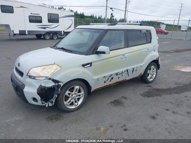 12642626 :رقم المزاد ، KNDJT2A2XB7199267 vin ، 2011 Kia Soul +/!/sport مزاد بيع