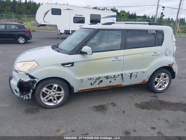 12642626 :رقم المزاد ، KNDJT2A2XB7199267 vin ، 2011 Kia Soul +/!/sport مزاد بيع