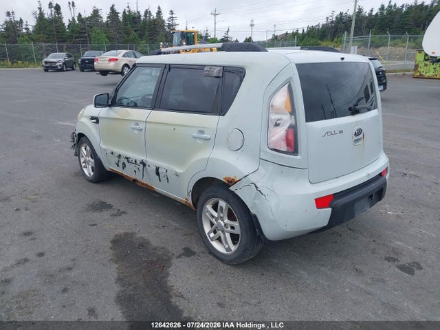 12642626 :رقم المزاد ، KNDJT2A2XB7199267 vin ، 2011 Kia Soul +/!/sport مزاد بيع