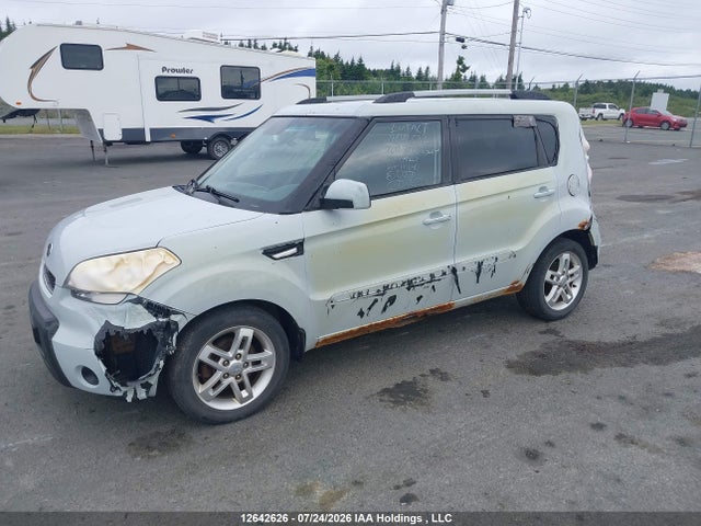12642626 :رقم المزاد ، KNDJT2A2XB7199267 vin ، 2011 Kia Soul +/!/sport مزاد بيع