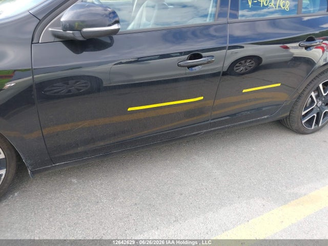 Volvo S60 T5 Dynamic 2018 YV140MTL4J2462768 Image 6