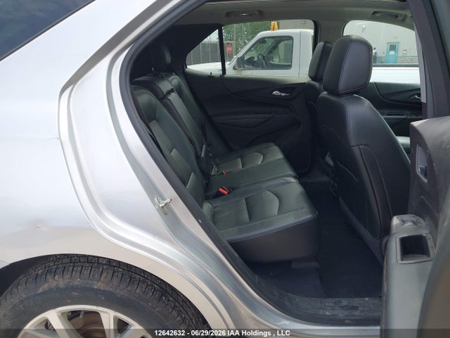 Продаж на аукціоні авто 2018 Chevrolet Equinox Premier, vin: 3GNAXXEU7JS585410, номер лоту: 12642632