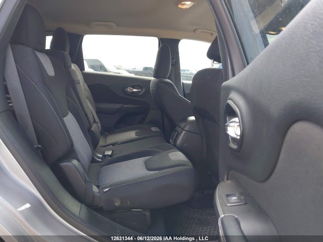 12631344 :رقم المزاد ، 1C4PJMCS0EW124158 vin ، 2014 Jeep Cherokee North مزاد بيع