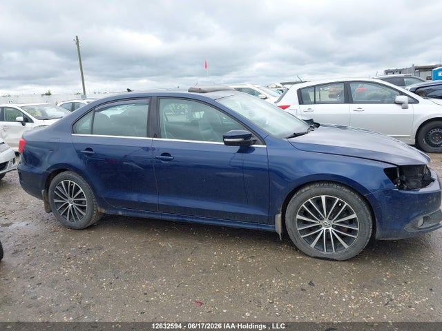 2013 Volkswagen Jetta 2.0 Tdi Highline მანქანა იყიდება აუქციონზე, vin: 3VWLL7AJ2DM383072, აუქციონის ნომერი: 12632594