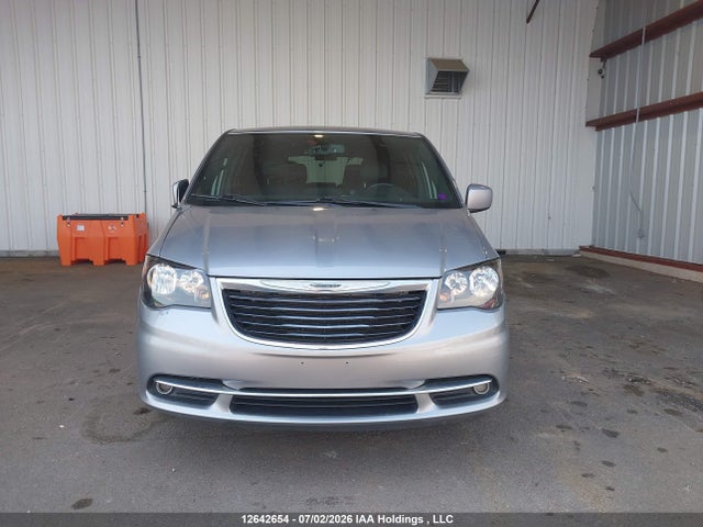 12642654 :رقم المزاد ، 2C4RC1HG6ER361008 vin ، 2014 Chrysler Town & Country S مزاد بيع