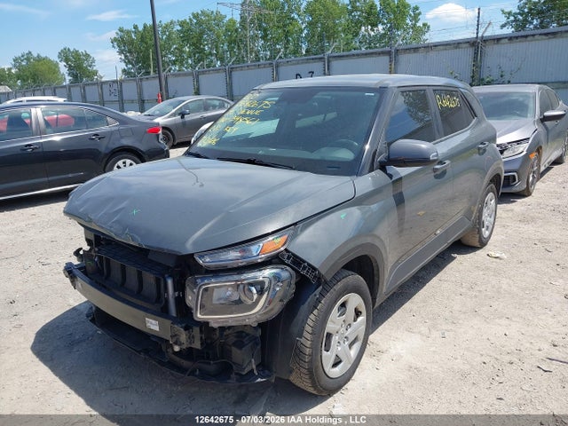 Hyundai Venue Essential 2025 KMHRB8A32SU348561 Image 2