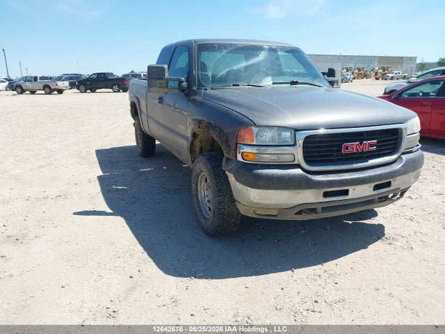 12642676 :رقم المزاد ، 1GTHK29102E226971 vin ، 2002 Gmc Sierra K2500 Heavy Duty مزاد بيع