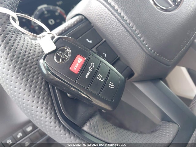 Aukcja sprzedaży 2026 Toyota Tundra, vin: 5TFWA5EC1TX055527, numer aukcji: 12642682